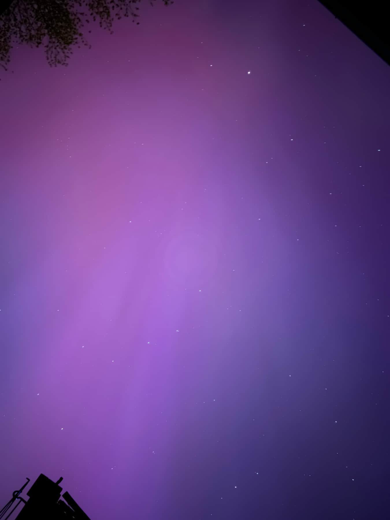 https://l.icdbcdn.com/oh/450dd3e4-7f94-4fd9-a526-5ac84e9dc80e.jpg?w=2080-13