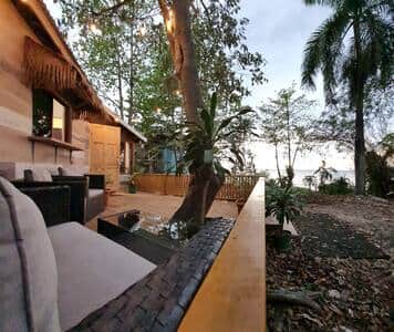 Timber Balcony around Tree with amazing Ocean Views Timber Balcony around Tree with amazing Ocean Views