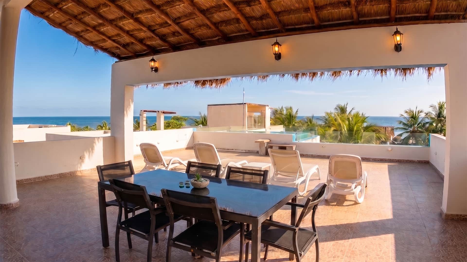 Rooftop Condo Penthouse Dining Table.jpg Rooftop Condo Penthouse Dining Table.jpg