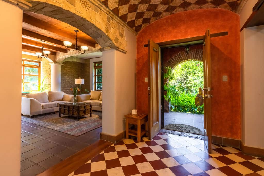 Foyer Foyer