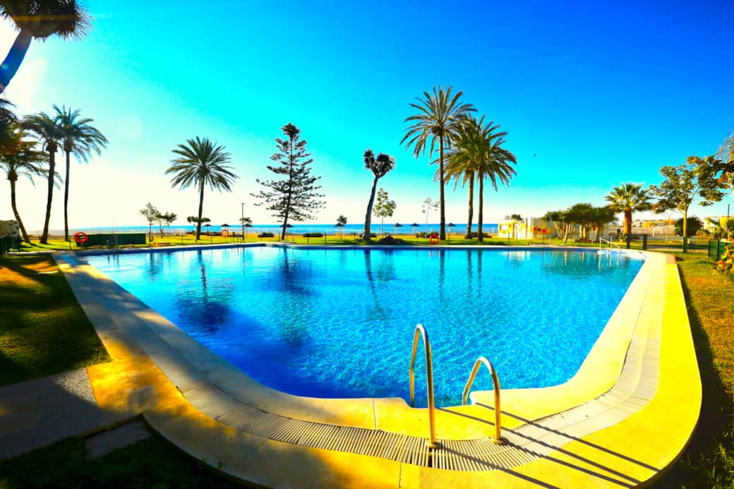 C Swimming pool 