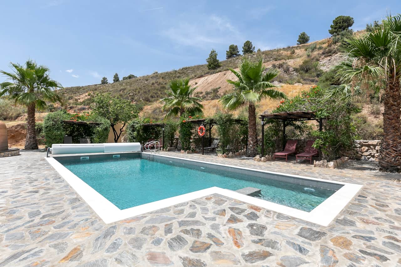 Swimming Pool (3)