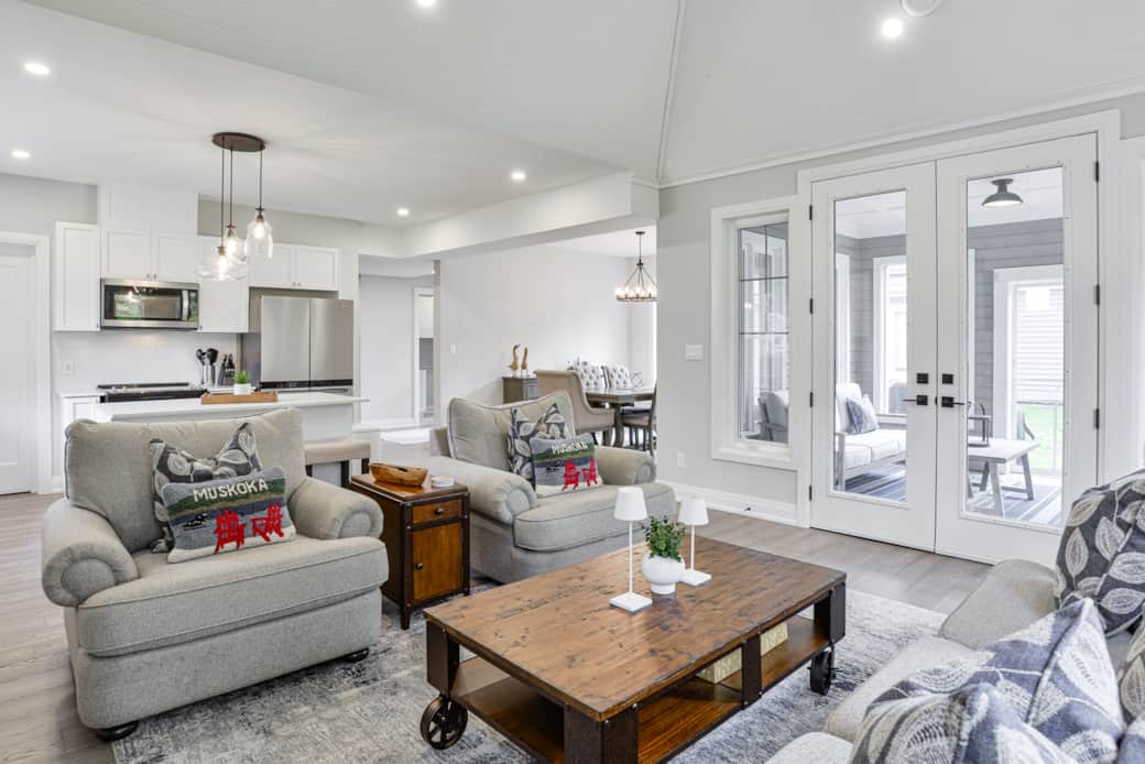 Huron Family Room-Kitchen