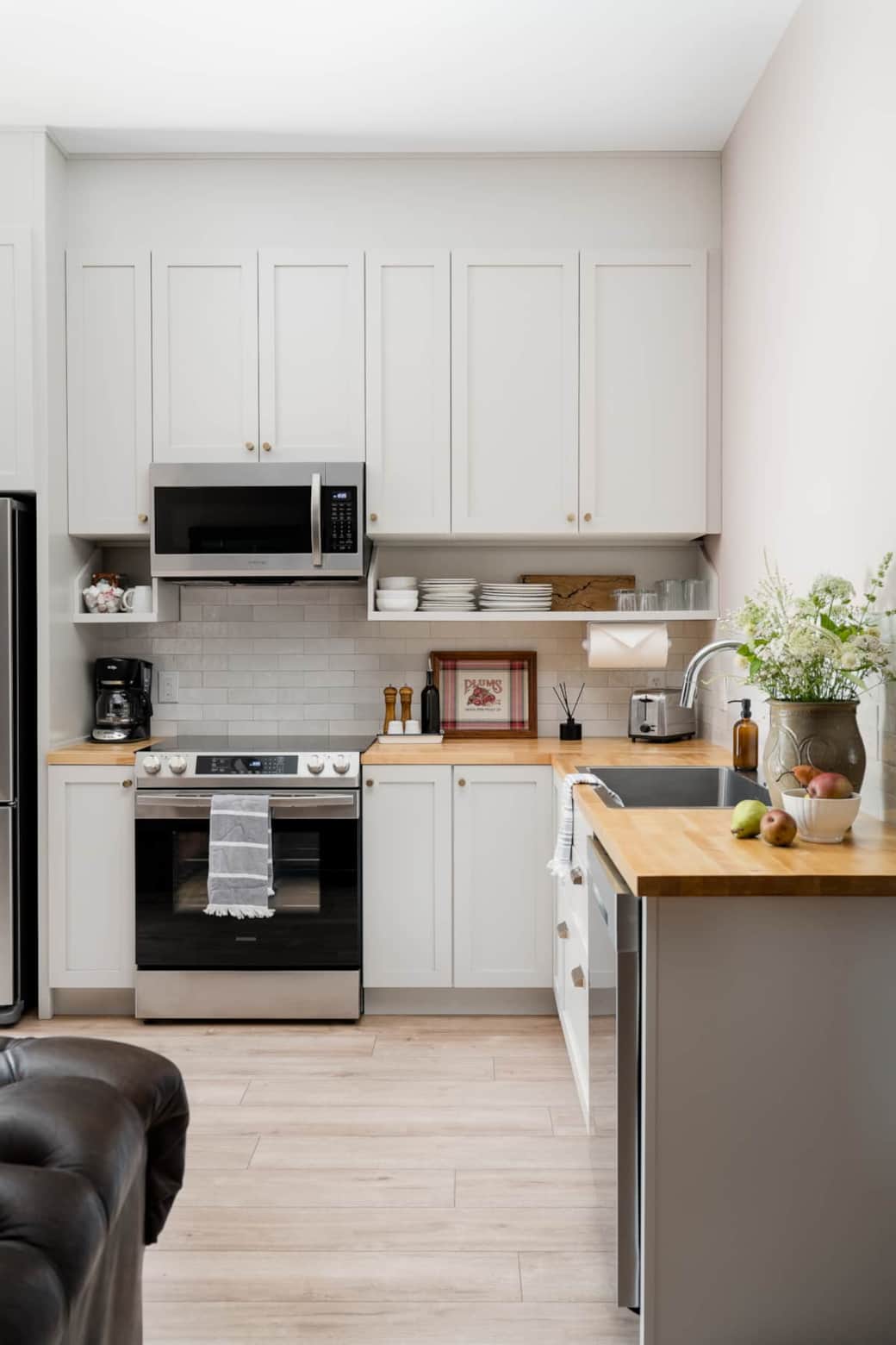 2 South Barn Burner Kitchen Full