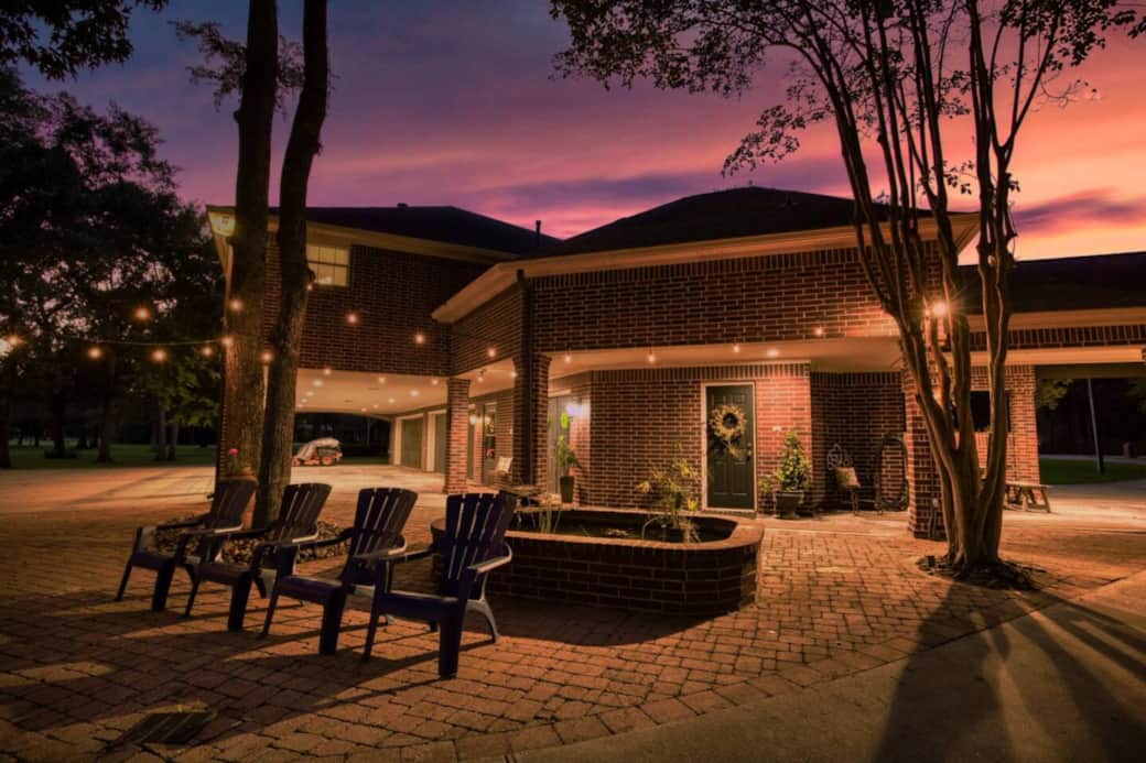 Plenty of space to relax outside