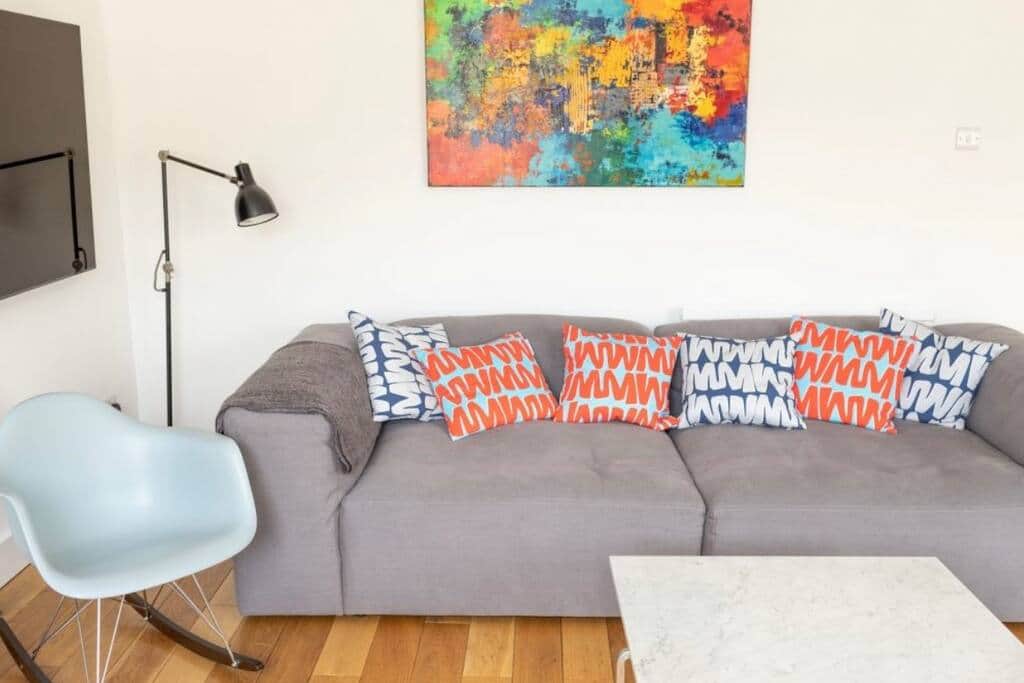 Chic and Peaceful Notting Hill 2 BED APT for Relaxing