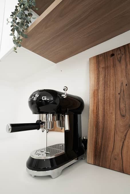 Piste Luxury Chalet - Your morning coffee is sorted with this beautiful coffee machine.