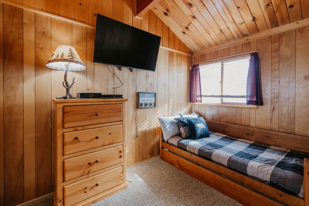 Second floor bedroom 2
