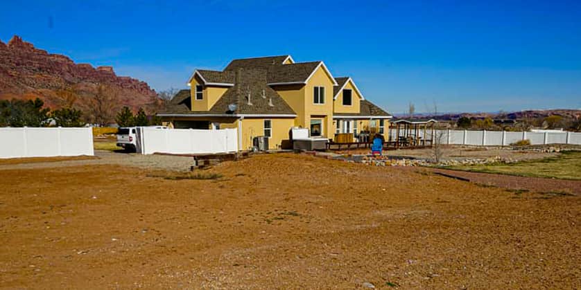 huge yard and views of rental home in Moab Utah