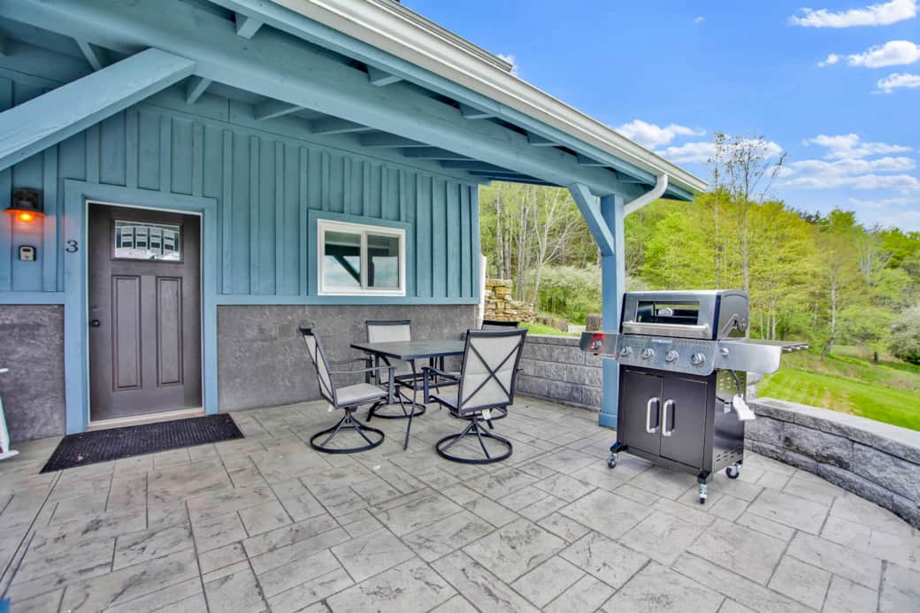 Raven Feather Retreat - Unit 3 - hosted by MVR Vacation Rentals 570-948-1293