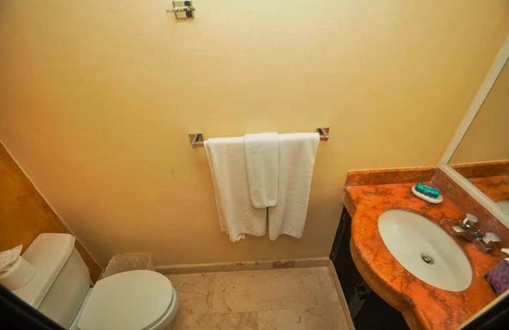 Condo half bath