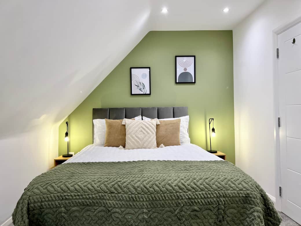 Bedroom 2: Comfortable king bed and stylish artwork!
