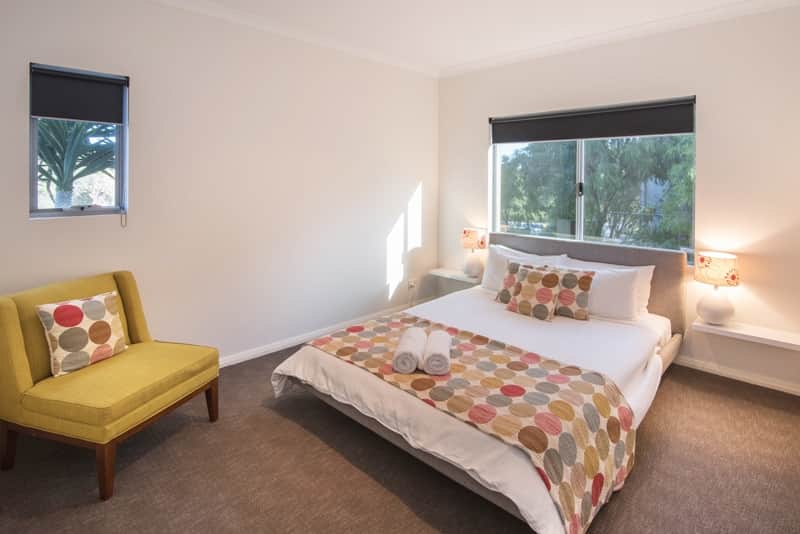 queen bed 1 queen bed 1