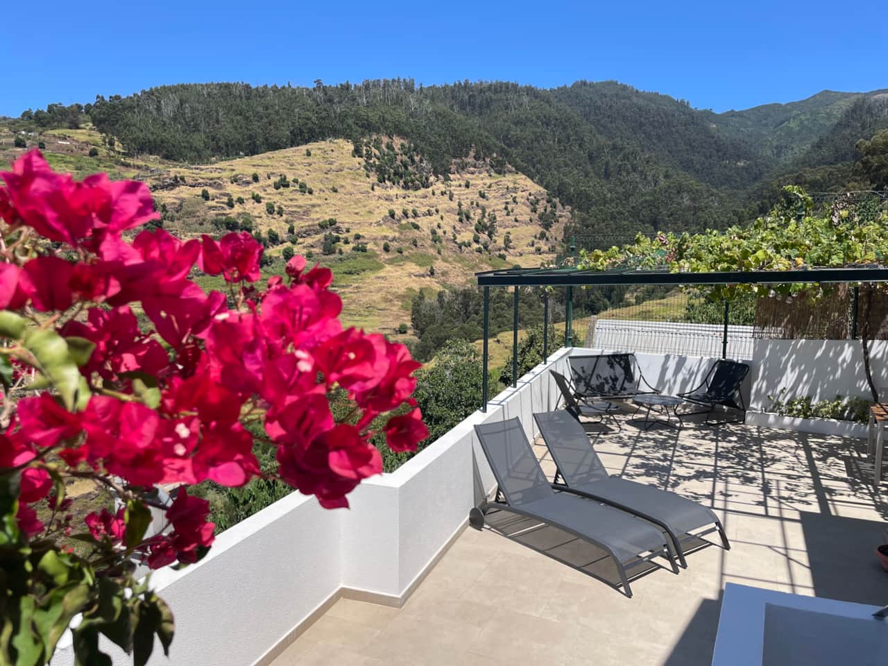 Outside terrace holiday home Madeira Suite Vinha
