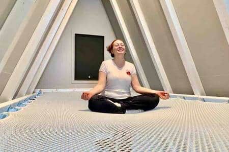 Le filet est un endroit vraiment zen pour relaxer et faire du yoga Le filet est un endroit vraiment zen pour relaxer et faire du yoga