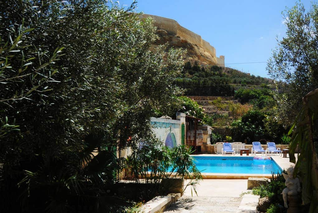 Garden pathway to the pool