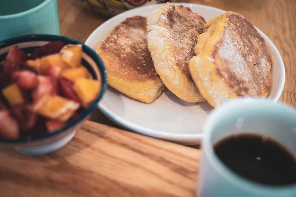Breakfast is easy to cook in the large, well-equipped kitchen.