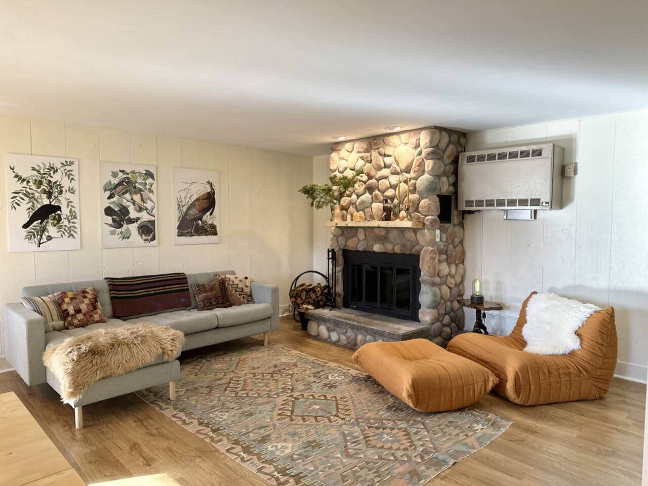 URSA MINOR Living Room
