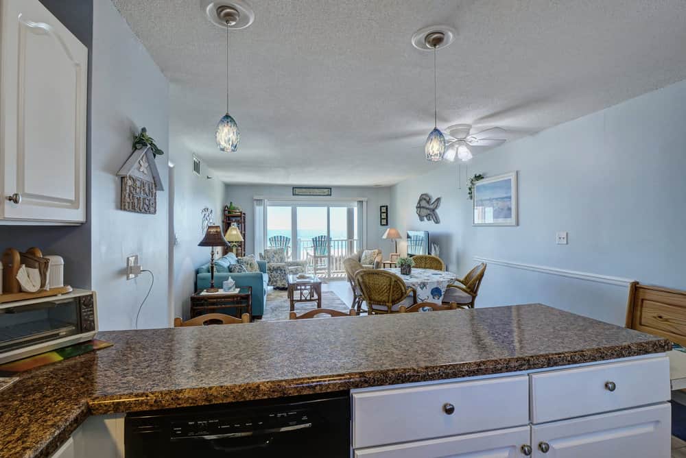 Plenty of counterspace for cooking for your family and friends! 
