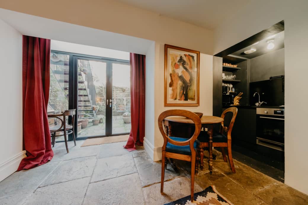 Samuel's Den © Olivier Burnside 2026-6 Samuel's Den © Olivier Burnside 2026-6