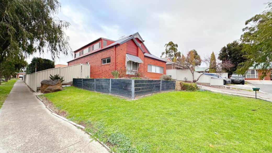 Craigieburn parkside house 3bedroom splash backyard double storey outdoor 65