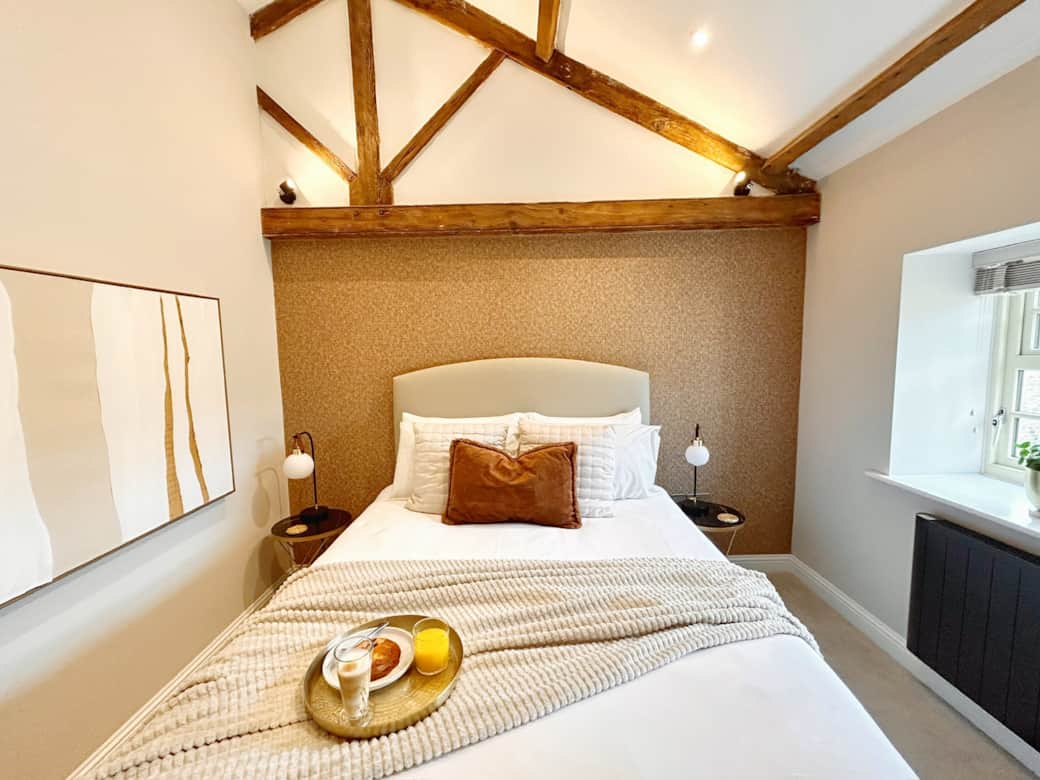 Bedroom 2 - king size bed Bedroom 2 - king size bed