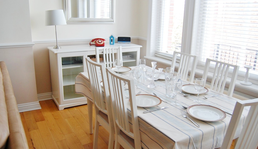 Dining Area Dining Area