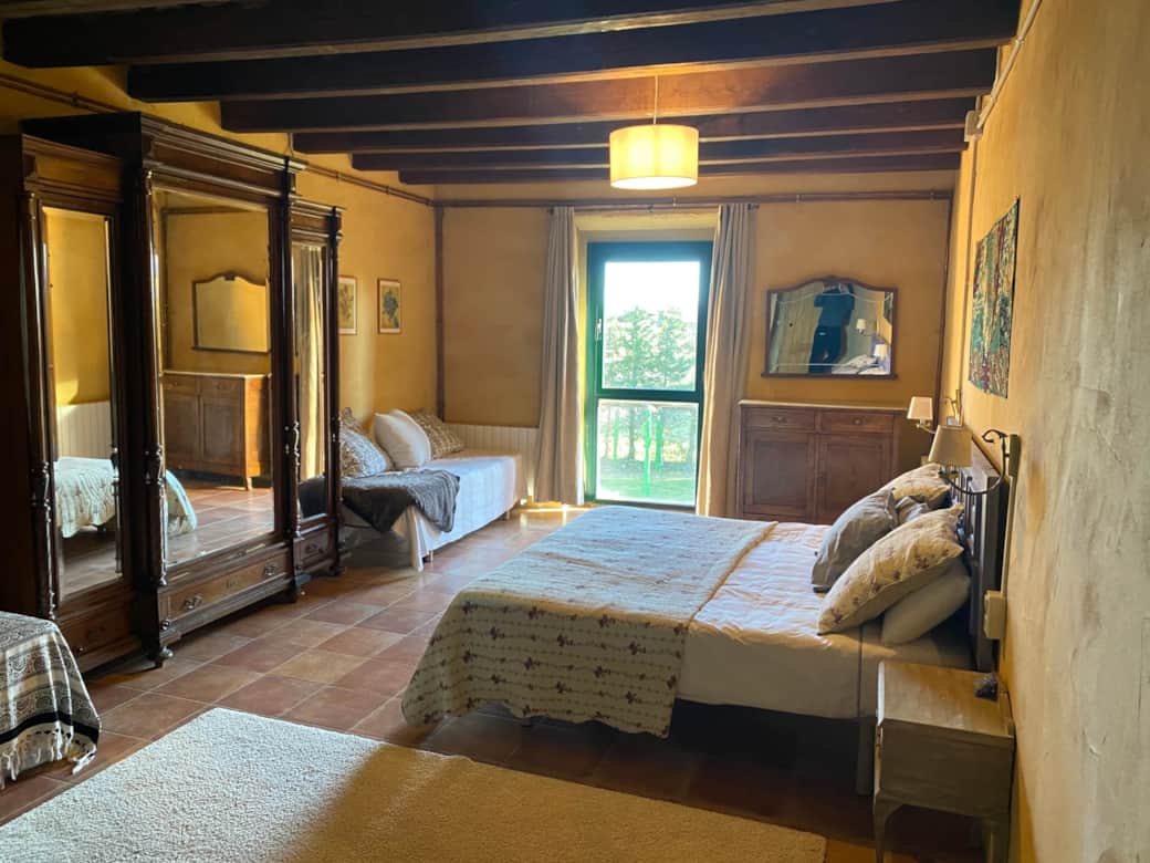 Guest room 2 with private bath