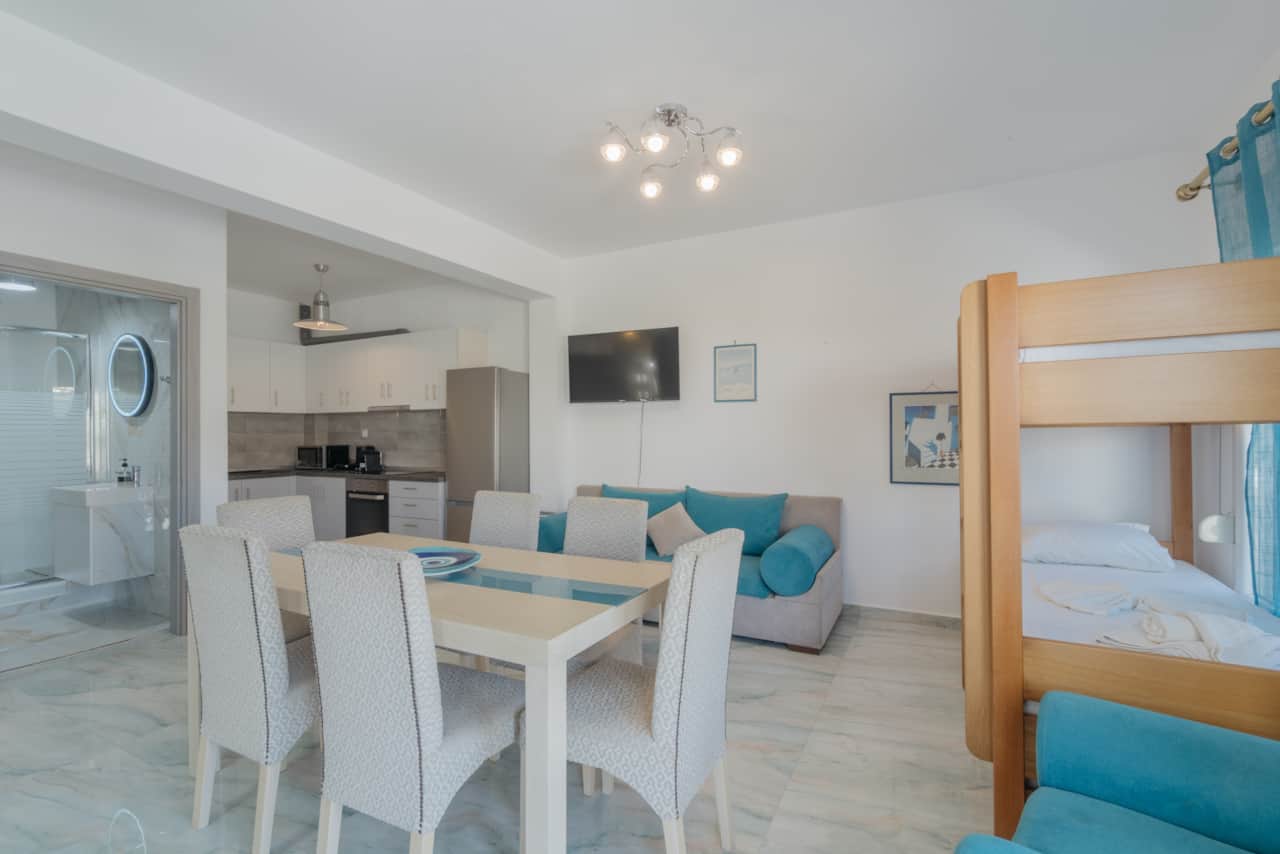 20260527 - Manolis - Diamanti villa-25