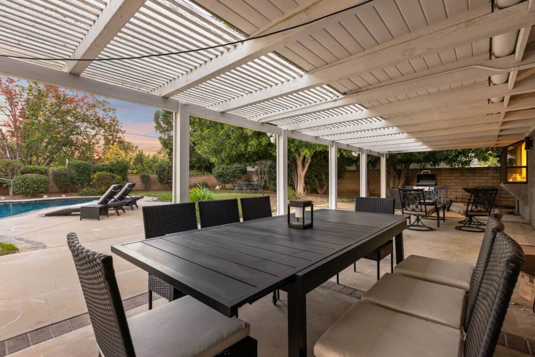 Dine al fresco in style! Patio-proof dining ware available for your use. 