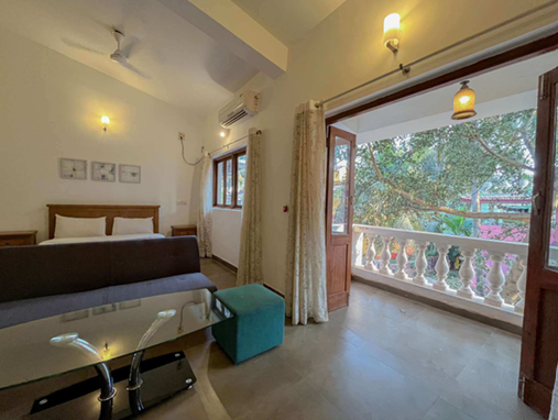Seating area with balcony