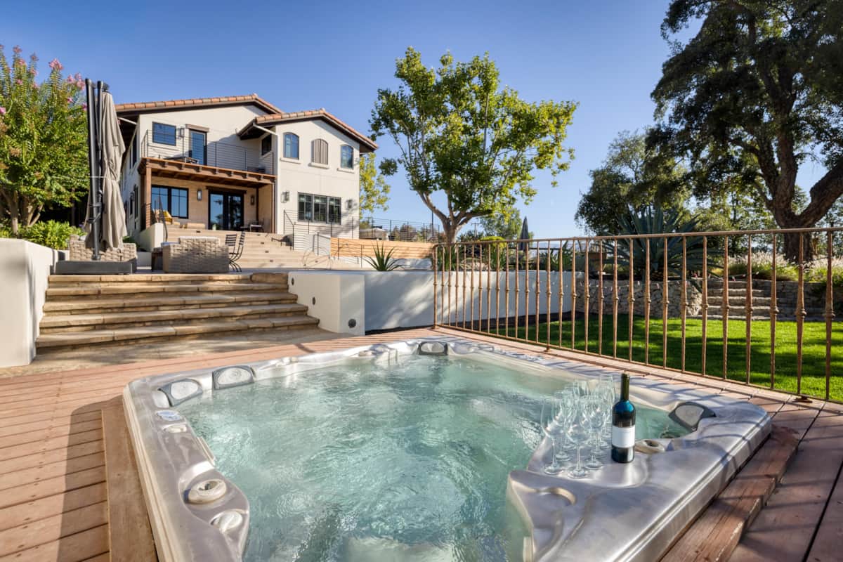 Private Wine Country Retreat - Modern Luxury Estate - Vacation Home in ...