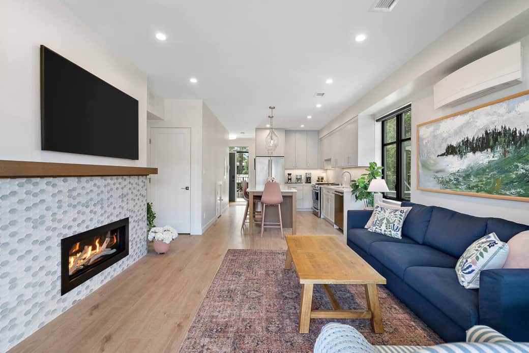 Large and comfortable living space