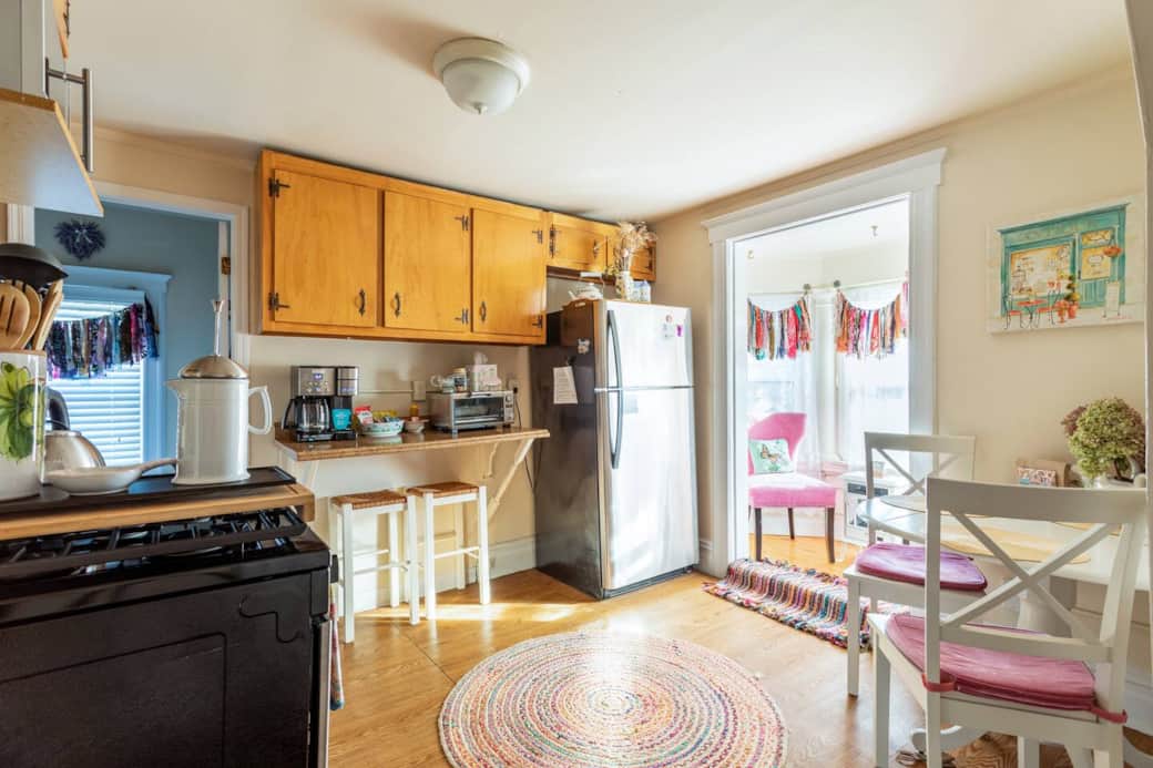 Second kitchen showing two seat nook.