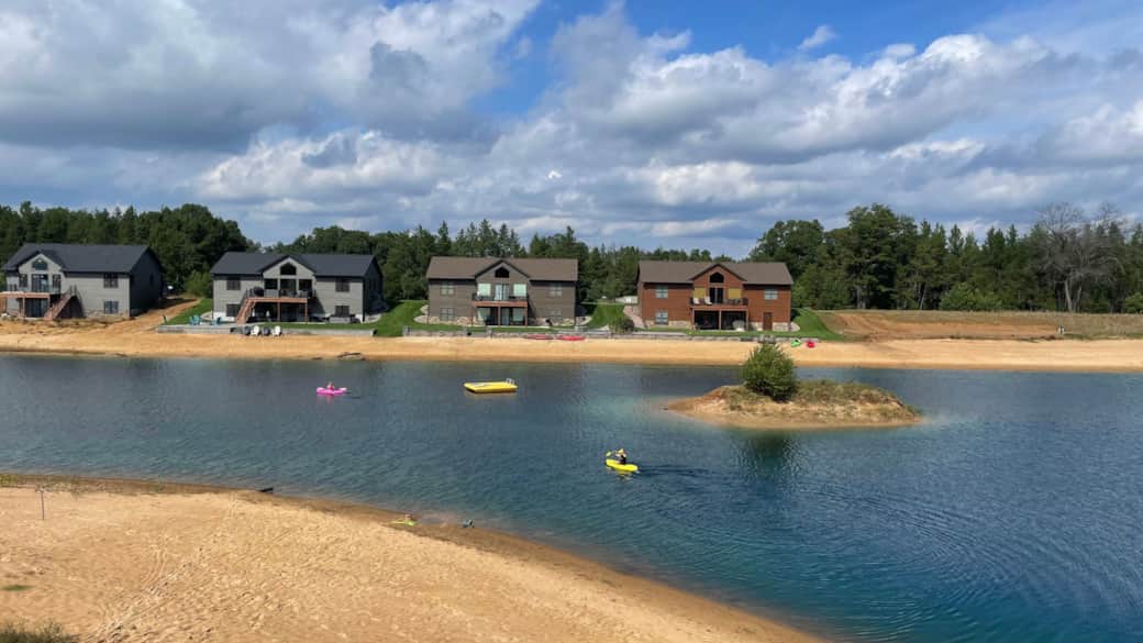 Kokomo Cabin Vacation Rental Near Castle Rock Lake