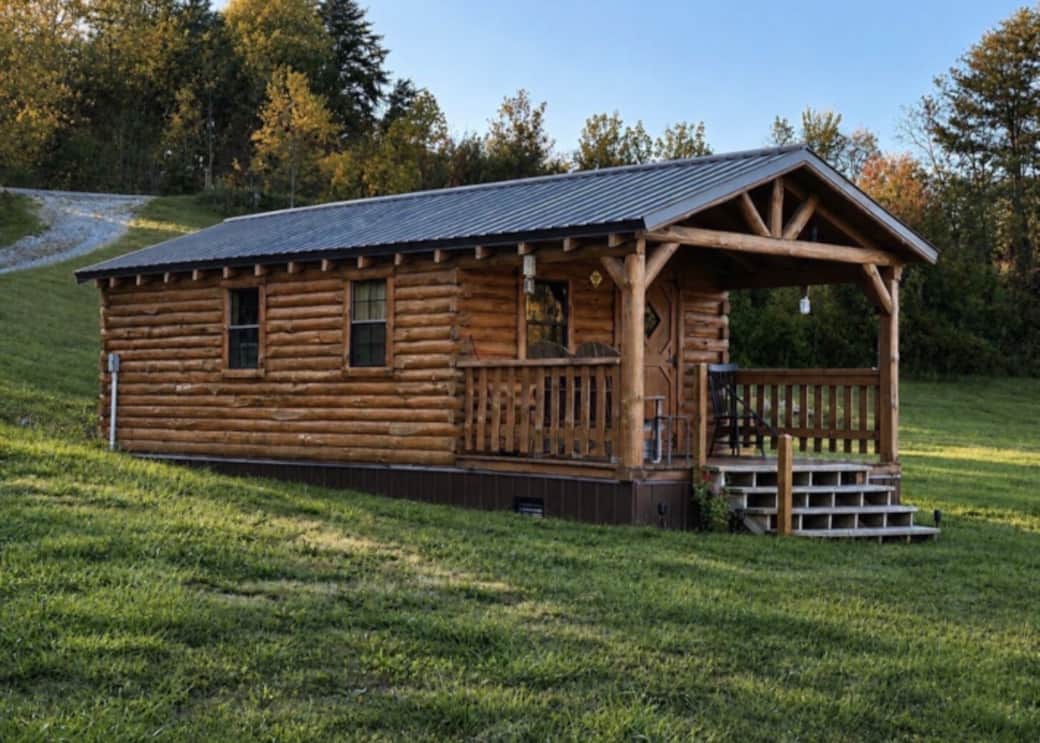 Haan Hollow secluded log cabin in Gallipolis, Ohio