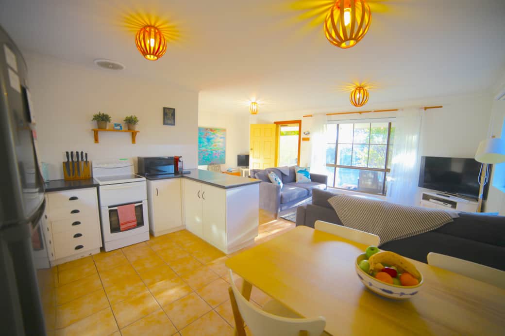 Open plan kitchen and dining area