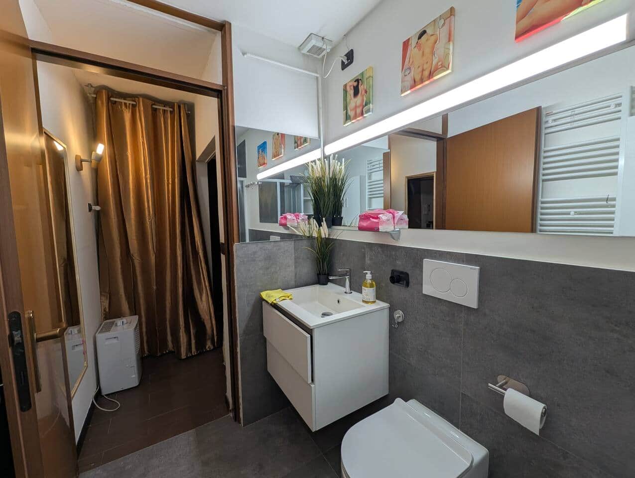 Bagno con lavatrice