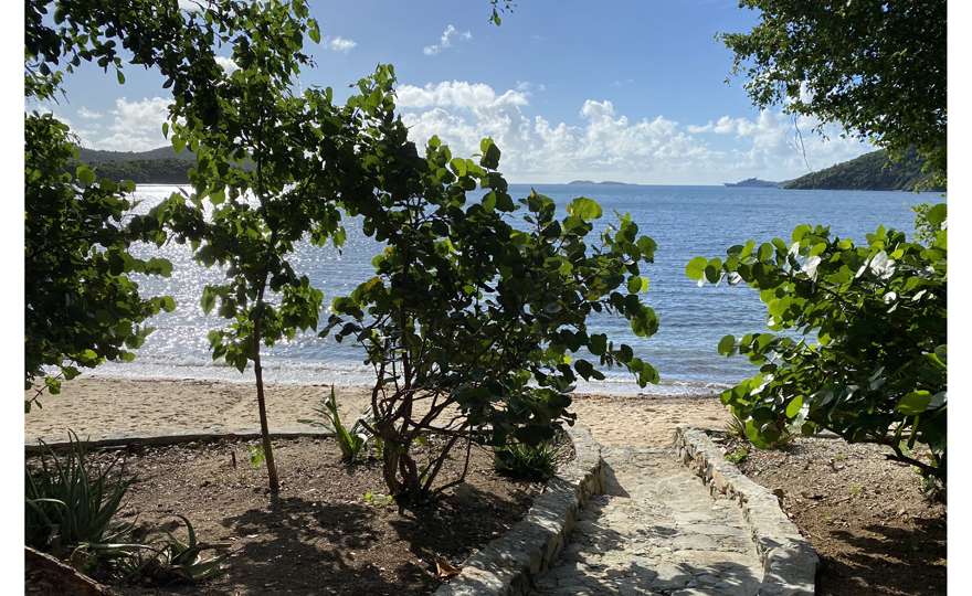Pathway to private use beach, shared by 4 others