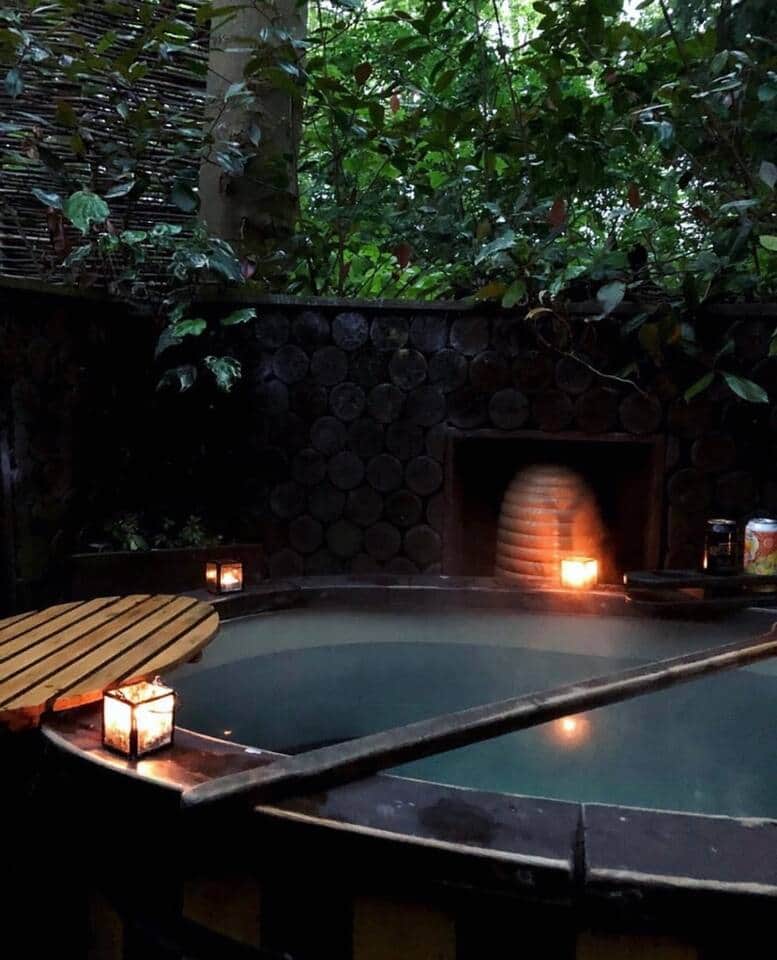 Log burning tub for two. Perfectly secluded in the woods. Log burning tub for two. Perfectly secluded in the woods.