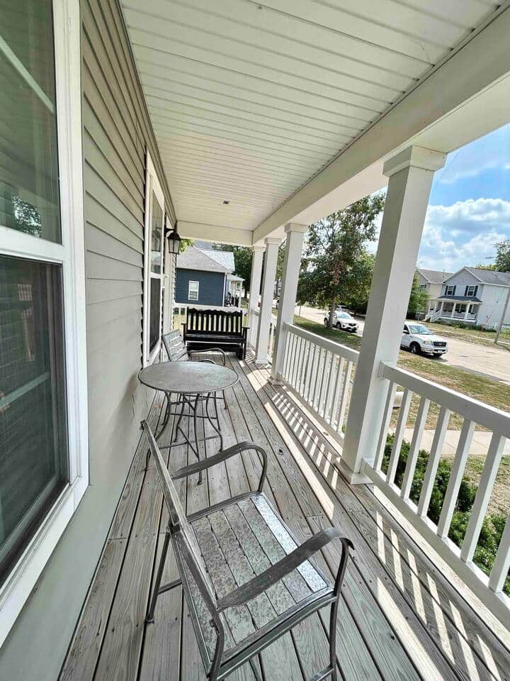 Front porch. Front porch.