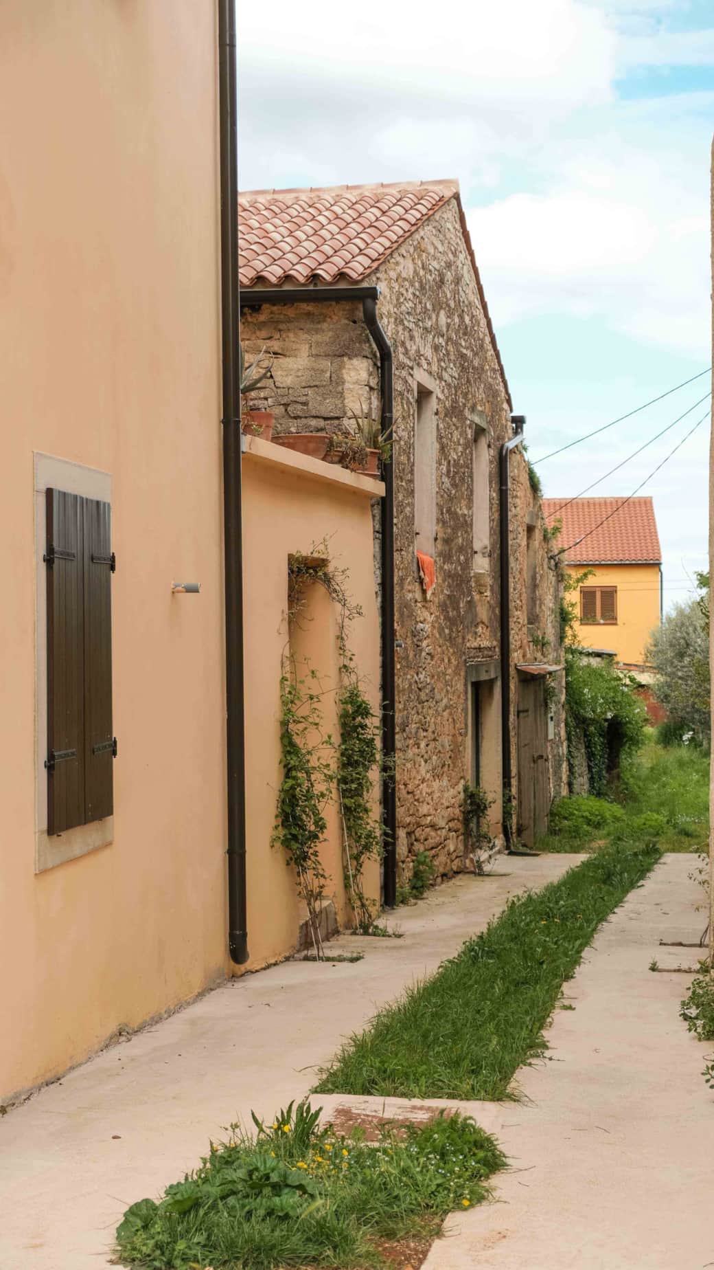 side street - entrance