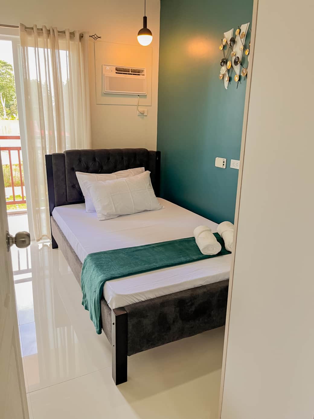 Queen sized Bed