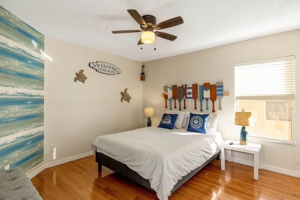 Seaside Room