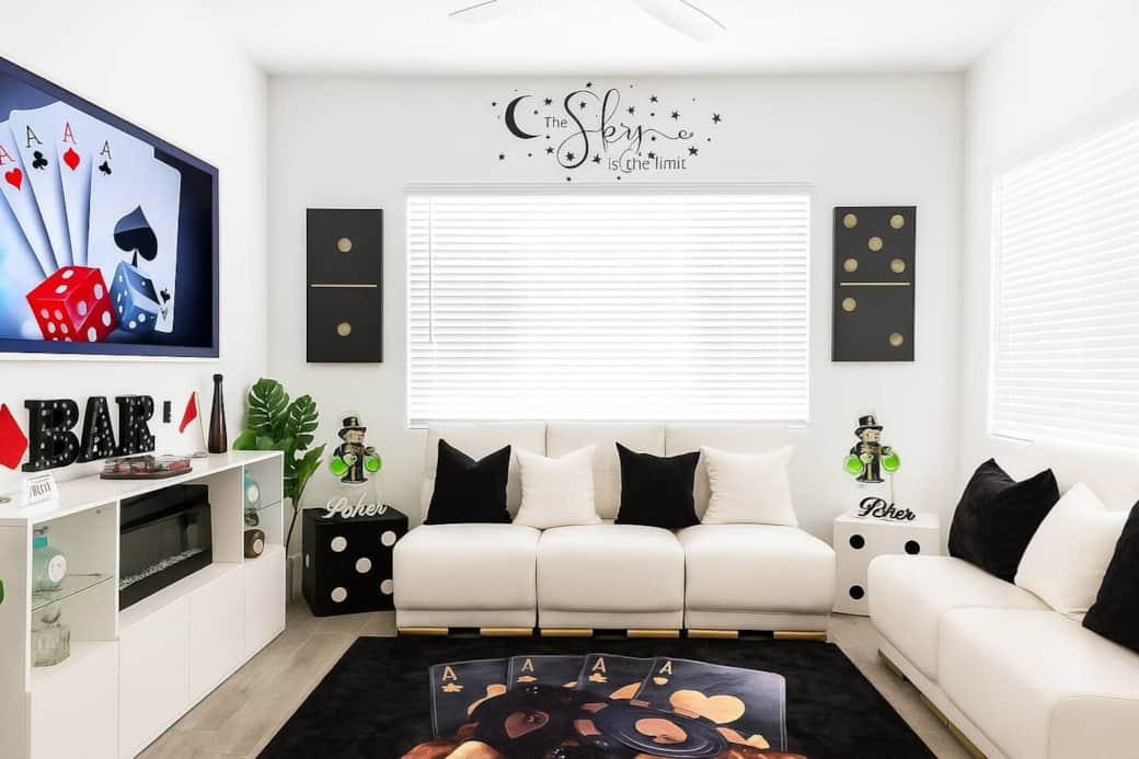 Lounge Area 
