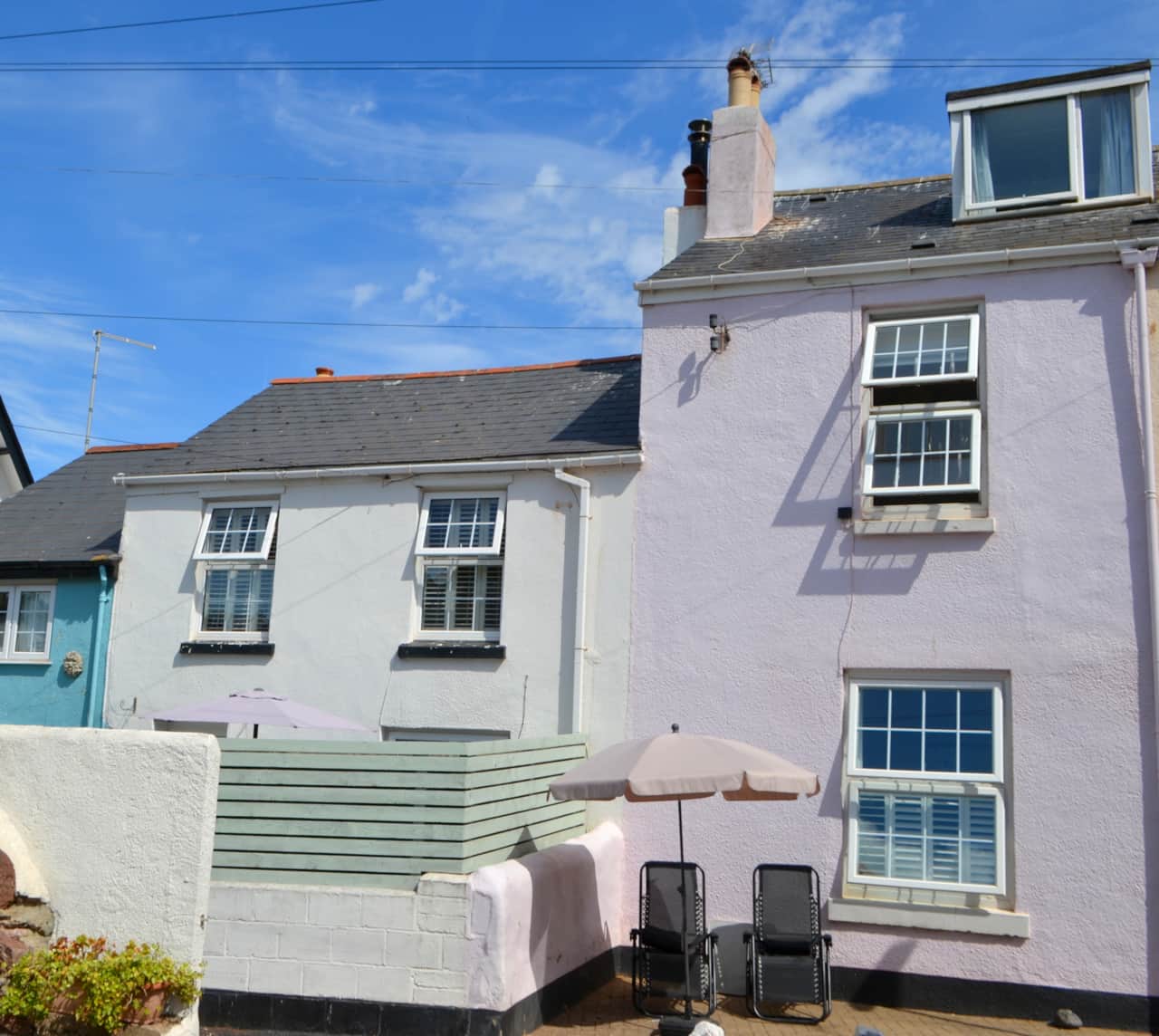 25 Middle St