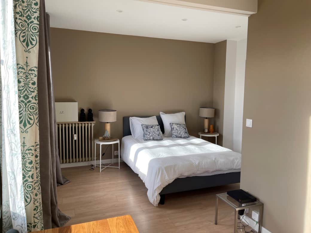 Lit double chambre
