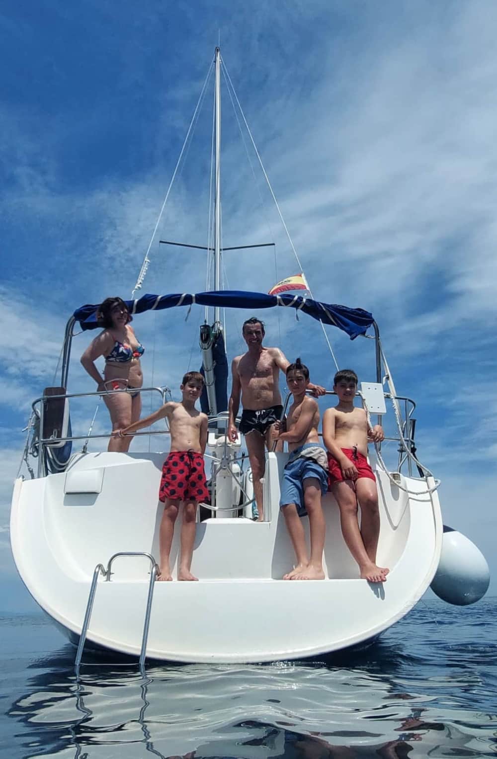 Sailing in Barcelona - Camaleón