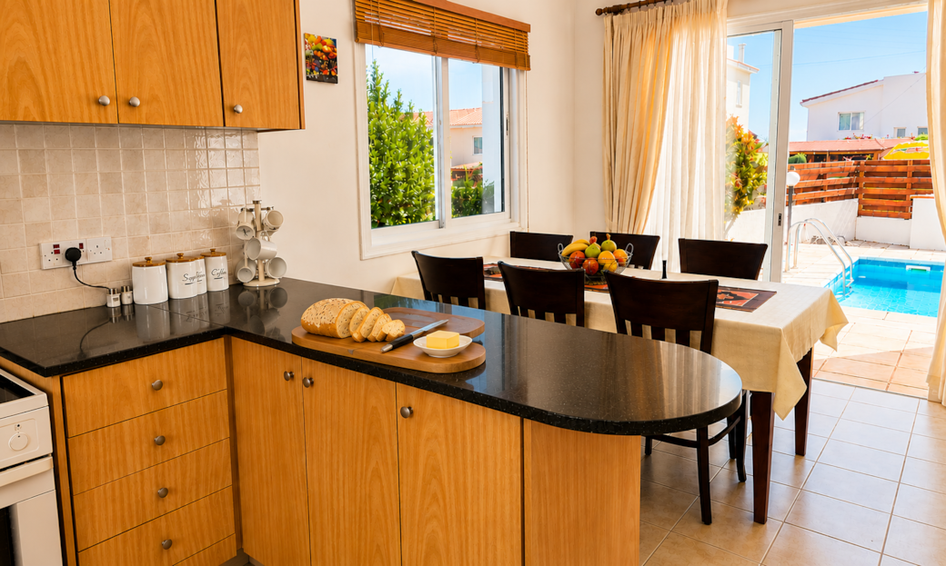 Kitchen with breakfast area