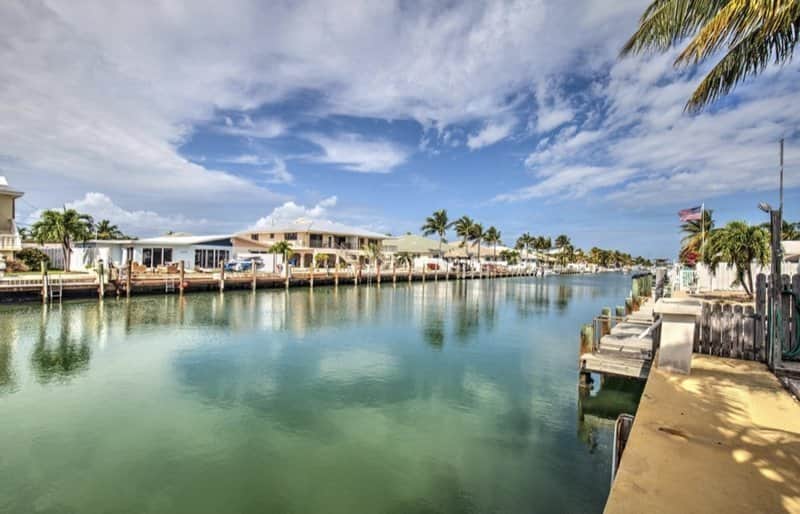 Wide Canal, Minutes to Ocean